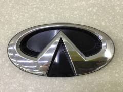 Эмблема Infiniti Q50 (V37) 2013>