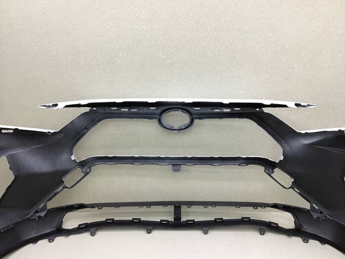 Бампер передний Toyota Rav 4 (XA50) 2018>