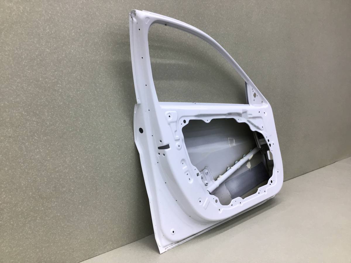 Дверь передняя левая Hyundai Elantra (CN7) 2020> Дверь передняя левая Hyundai Elantra (CN7) 2020>