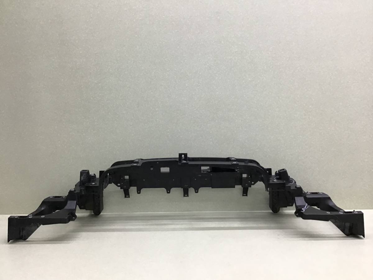 Панель передняя LiXiang L9 2022- Панель передняя LiXiang L9 2022-