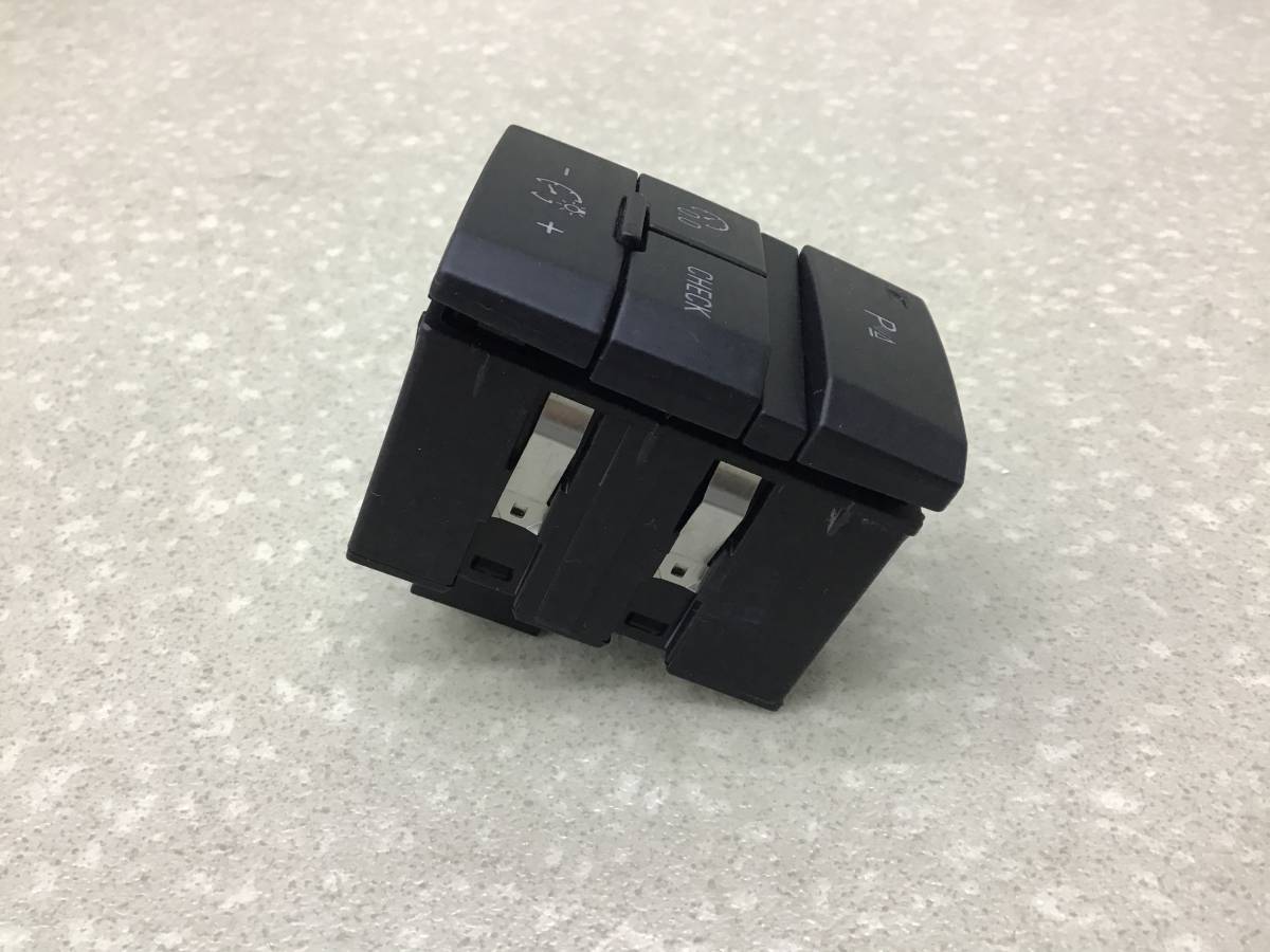 Блок кнопок Audi Q7 (4L) 2005-2015 Блок кнопок Audi Q7 (4L) 2005-2015
