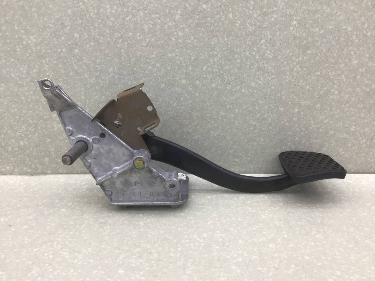 Педаль тормоза BMW 3-series E46 1998-2005 Педаль тормоза BMW 3-series E46 1998-2005