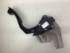 Педаль газа Renault Logan (2) 2014>