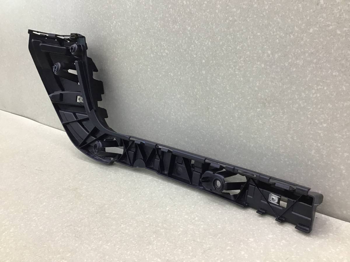 Кронштейн заднего бампера правый BMW X3 F25 2010-2017