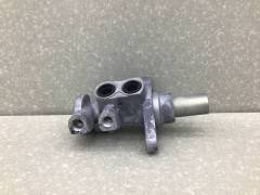 Цилиндр тормозной главный Ford Fiesta (CBK) 2001-2008